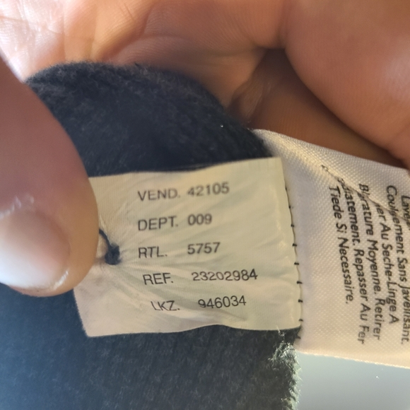 Eddie Bauer black cardigan sweater - Picture 5 of 6